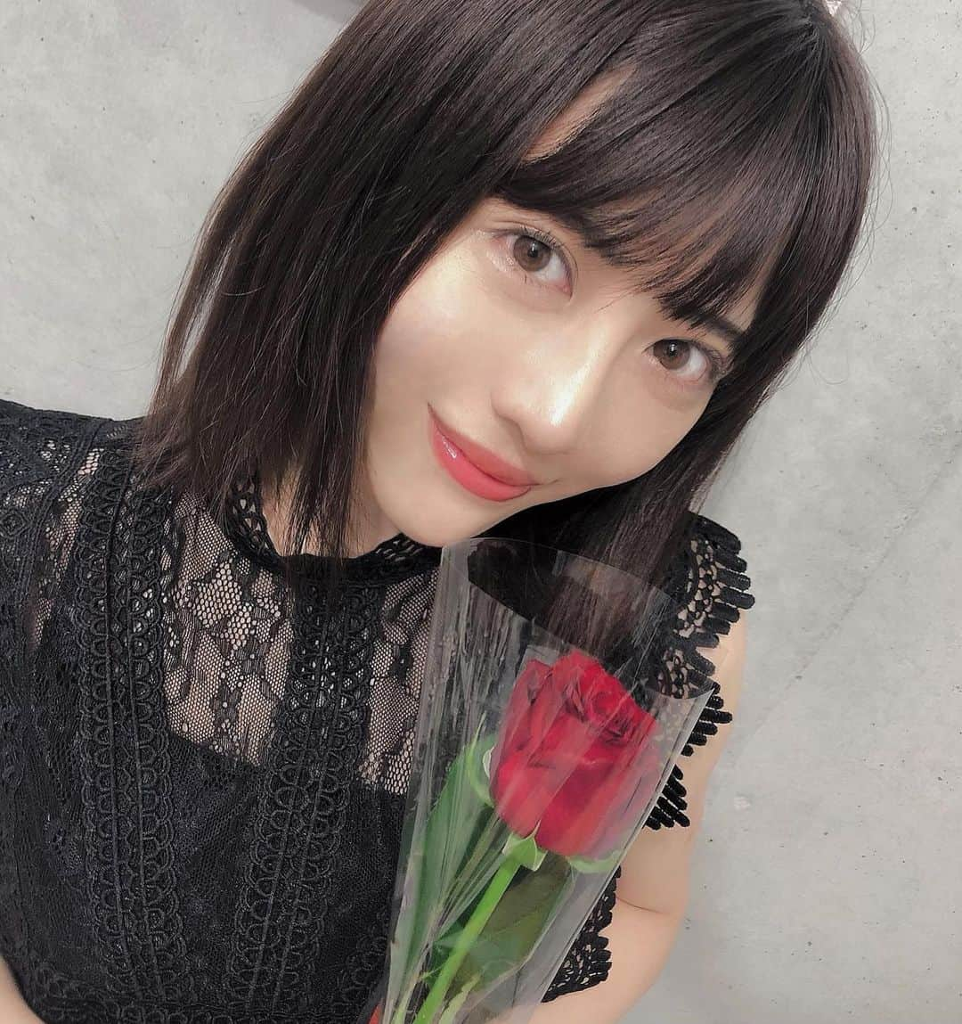 宮瀬彩加さんのインスタグラム写真 - (宮瀬彩加Instagram)「また一つ大人になった私へ。 ハッピーバースデー！ 多くは語らなくても引き出しを多く持ってる 私を見てくれた人の心に残る 大きな人になろうね。 私より #mybirthday "私ごとですが"の極み。 皆さま今後ともどうぞ宜しくお願い致します。🎂」6月15日 21時41分 - ayaka_miyase