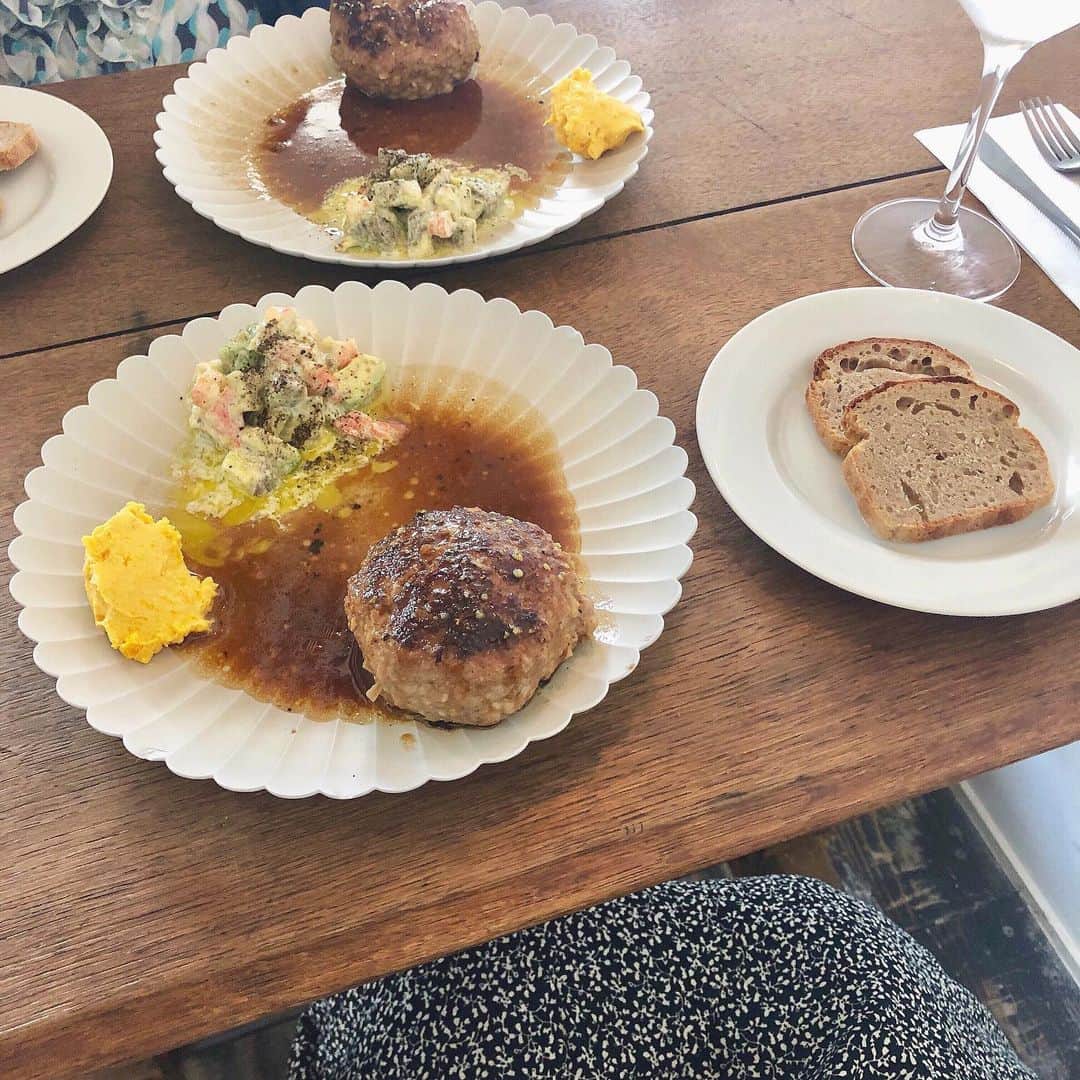 足立沙織のグルメインスタ