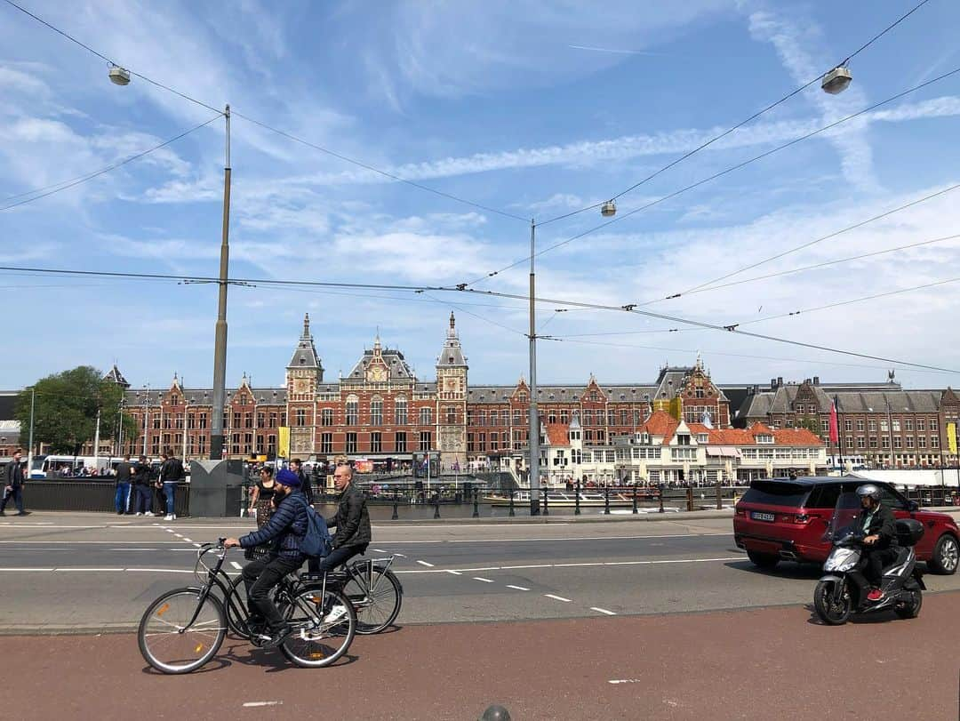 ザック・バランスキーさんのインスタグラム写真 - (ザック・バランスキーInstagram)「So much to see in this amazing city!!! #amsterdam #beautifulcity #tokyoisyours」6月15日 21時44分 - zackab10