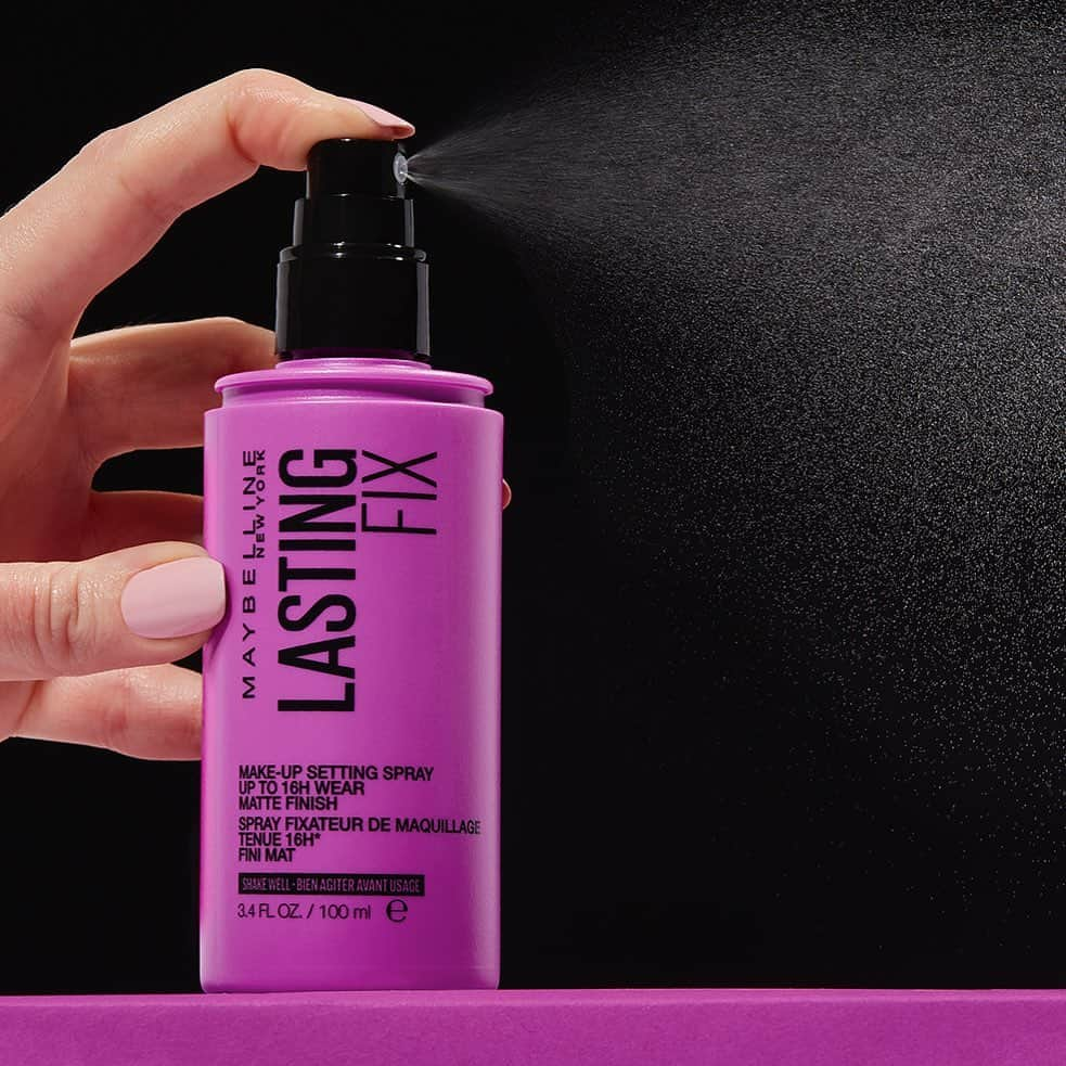 Maybelline New Yorkさんのインスタグラム写真 - (Maybelline New YorkInstagram)「A few sprays of #lastingfix and you’re all set to slay. 💁🏻‍♀️ This setting spray locks in your look with a lightweight, translucent, oil-free formula that prevents melting and color fading. Double tap if you need to get your hands on this!」6月15日 22時04分 - maybelline