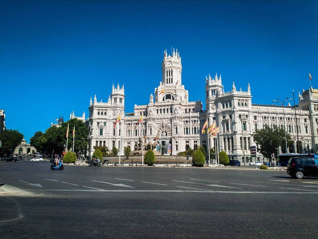 パヴェル・ドローストのインスタグラム：「¡Hola Madrid!🇪🇦 Te he echado de menos 🙋🏼‍♂️ . . . #españa #madrid #hola #real #ciudad #испания #мадрид #spain #vacation #travel #visitspain #visitmadrid #summer #nokia」