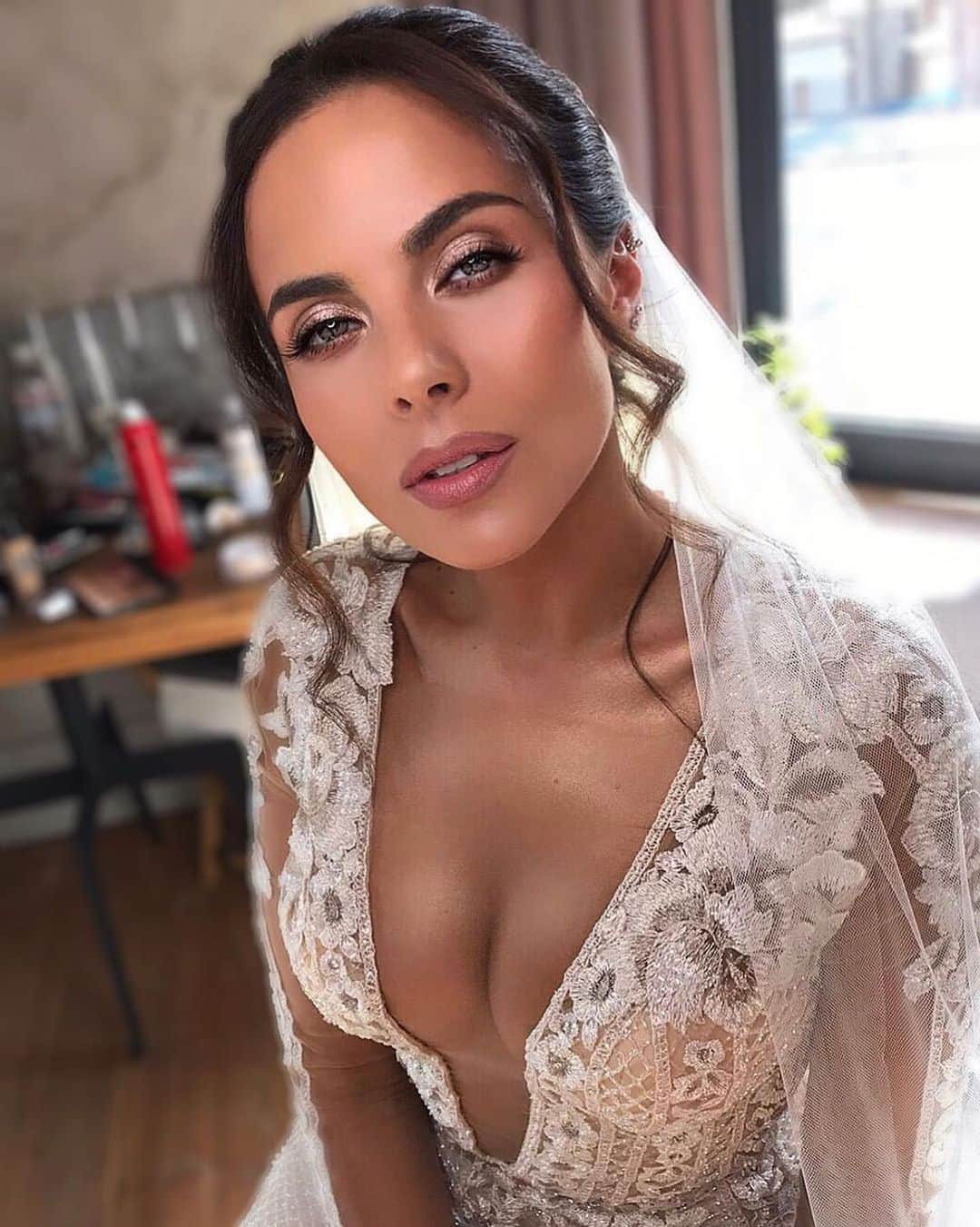 Galia Lahavさんのインスタグラム写真 - (Galia LahavInstagram)「#GLBride of the day @kamenskux | Looking so beautiful and powerful in our #Bella gown #GLCouture」6月16日 7時52分 - galialahav