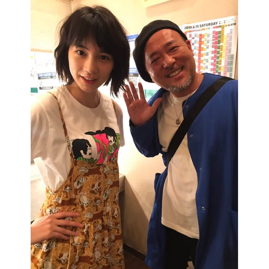 のん（能年玲奈）さんのインスタグラム写真 - (のん（能年玲奈）Instagram)「やついフェス！！！最高！ マキタさんや、スチャさんとも会えた。裏ですれ違う方達皆さんにテンション上がりました。なんと素敵なフェスなのだ！ #やついフェス #やついいちろう さん #マキタスポーツ さん #スチャダラパー さん #にゃんこスター さん #阿佐ヶ谷姉妹 さん」6月15日 23時53分 - non_kamo_ne