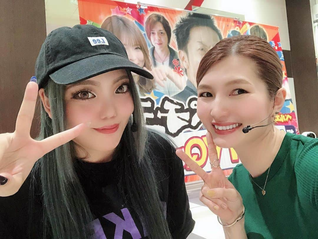 中田有美さんのインスタグラム写真 - (中田有美Instagram)「昨日はパチ王伝福岡版本編収録でした🙆🏻‍♀️﻿﻿﻿ お声かけして下さった方、遊びに来て下さった方、ありがとうございました🥰﻿﻿ ﻿ 朝パチ・朝スロ収録ではまゆちゃんと二人で沖ドキ実践🌺﻿ そして、今回はまりな氏も参戦❤️﻿ ﻿ 久々に収録一緒になって楽しかったな🎶﻿ ﻿﻿﻿ 朝パチ・朝スロ→7/3 O.A﻿ 観てね😆🎊﻿﻿﻿﻿ ﻿﻿﻿ ﻿﻿﻿ #japan #fukuoka #honjyo #model #photo #instadaily #instagood #me #job #love #y_n_yumi #yuminakata #中田有美  #パチンコ #パチンコガール #スロット #スロットガール」6月15日 23時55分 - yumi_5287