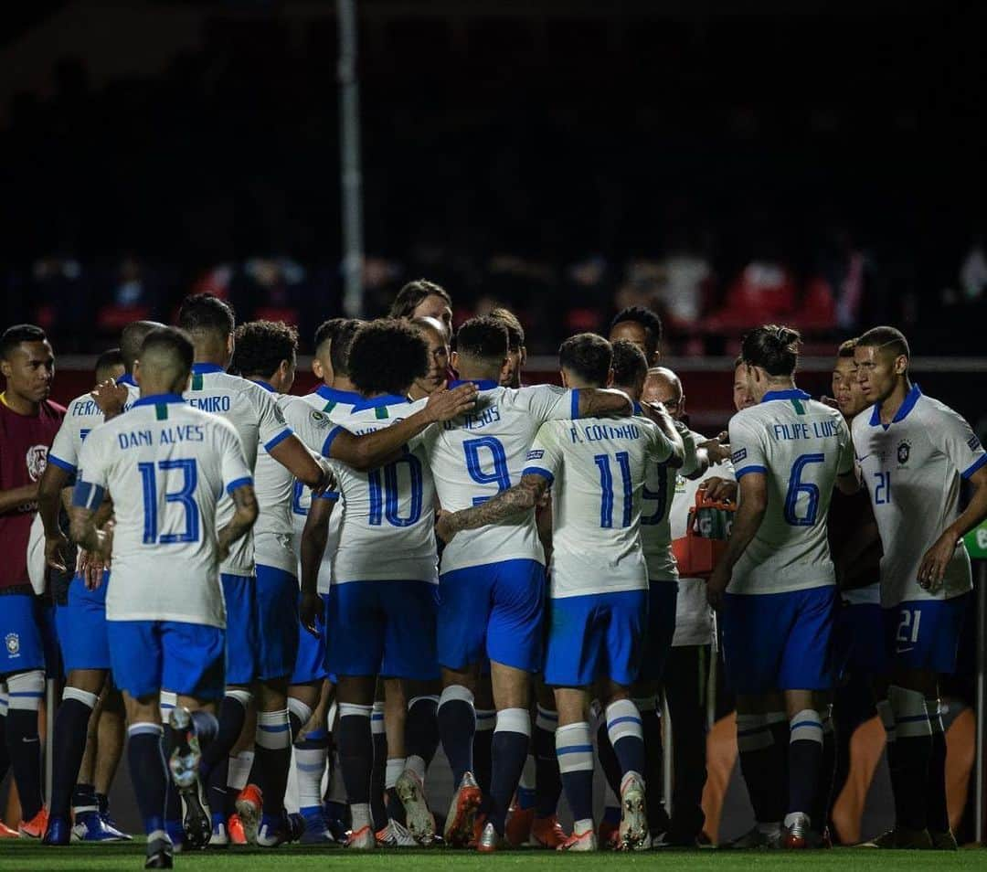 チアゴ・シルヴァさんのインスタグラム写真 - (チアゴ・シルヴァInstagram)「Deus , tua presença é a força que nos matem de pé !! @cbf_futebol 🙏🙏」6月16日 0時04分 - thiagosilva