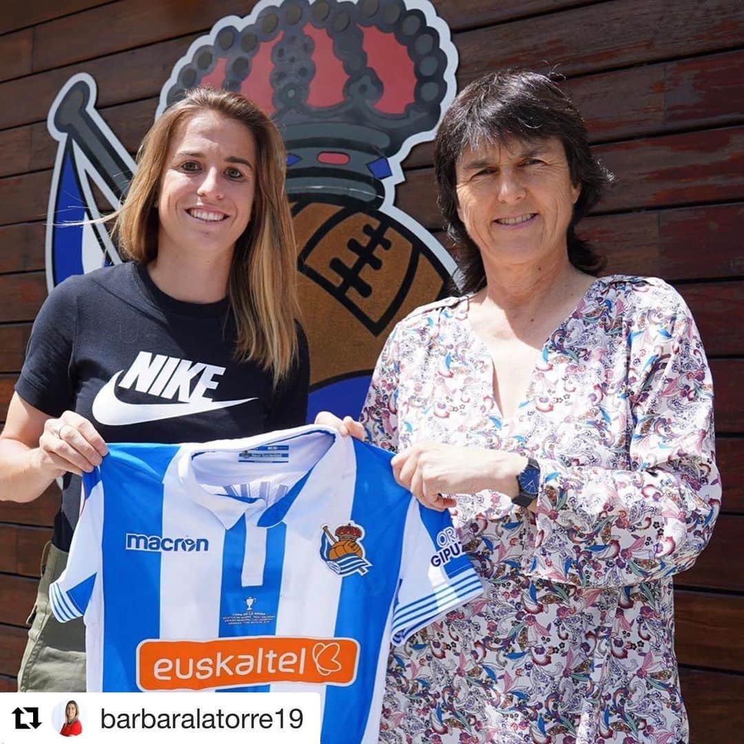 レアル・ソシエダさんのインスタグラム写真 - (レアル・ソシエダInstagram)「#Repost @barbaralatorre19 • Ilusionada y con ganas de empezar esta nueva aventura! @realsociedad」6月16日 0時27分 - realsociedad