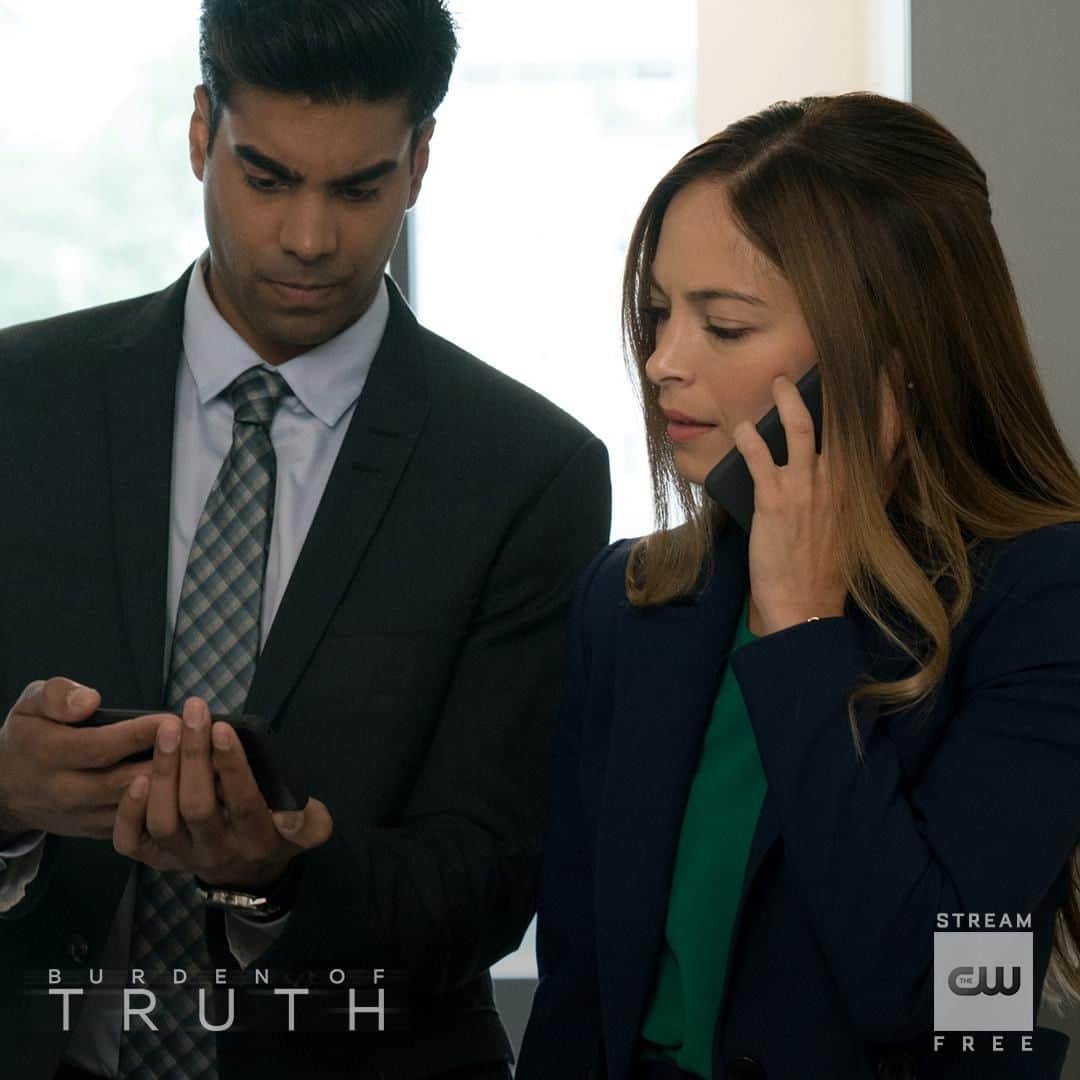 The CWさんのインスタグラム写真 - (The CWInstagram)「She'll need to take control of the narrative. Catch up on #BurdenOfTruth on The CW App before a new episode tomorrow!」6月16日 1時01分 - thecw