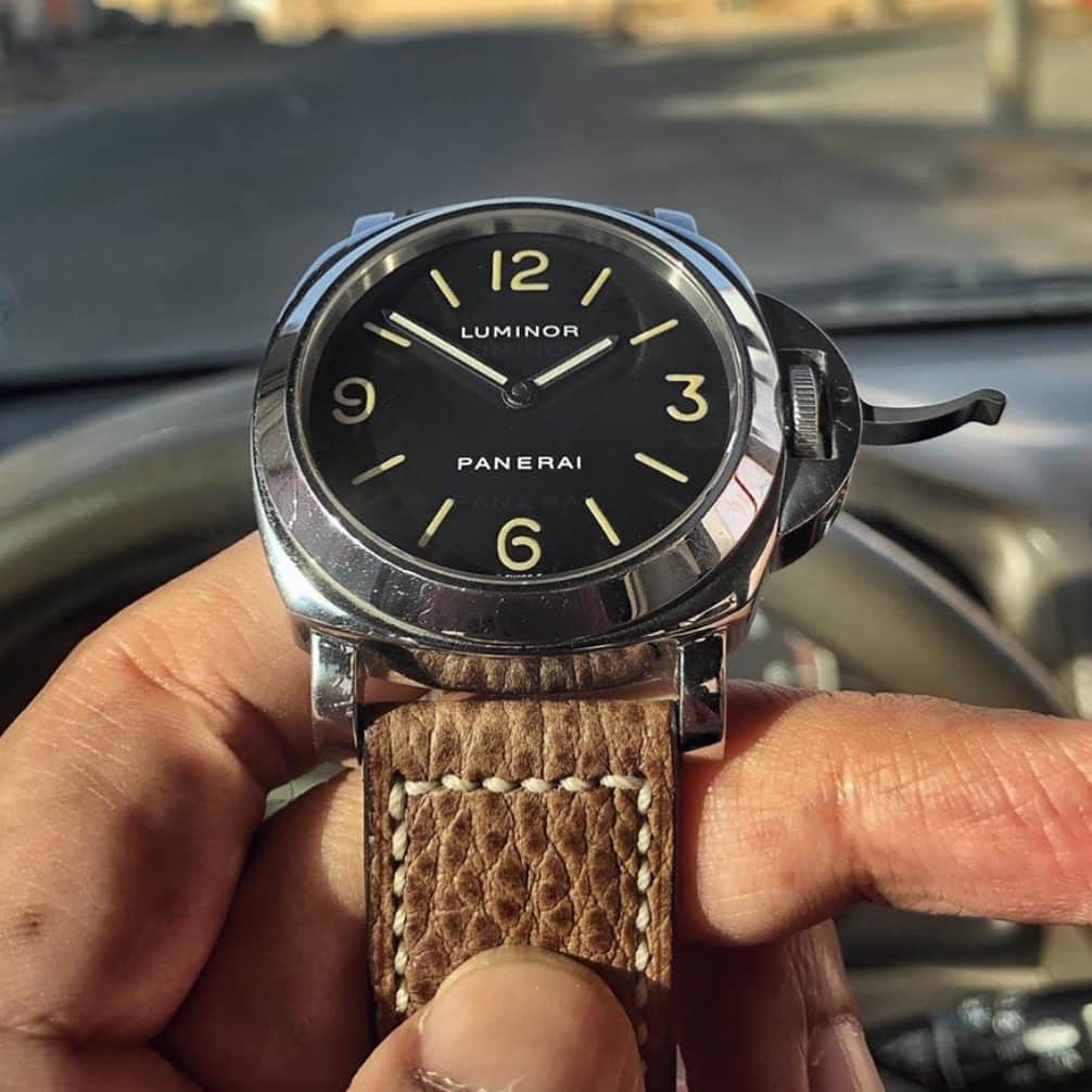 パネライのインスタグラム：「Simplicity at its finest. The vintage #Panerai #PAM2A. Look at the patina and color change on the numerals. Pic by @_froufrou_ #paneraicentral」