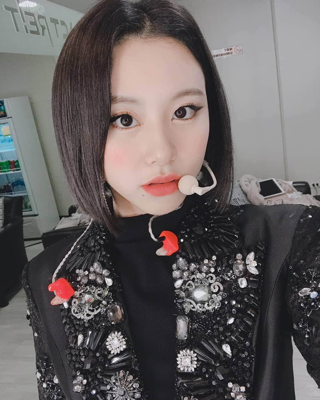 TWICEさんのインスタグラム写真 - (TWICEInstagram)「기다려줘서 고맙고 또 봐요 💋 #BKK」6月16日 1時37分 - twicetagram