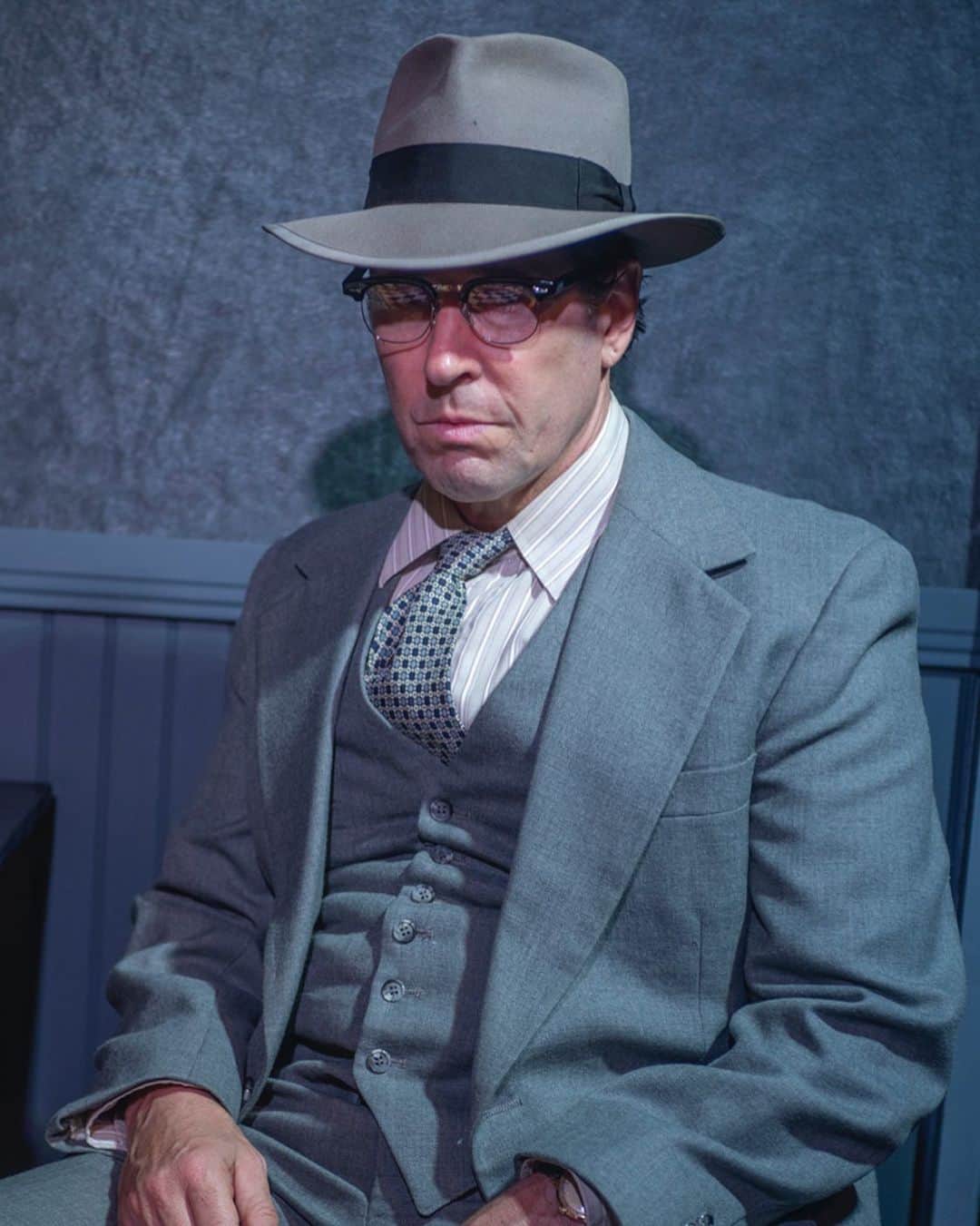 ロブ・モローのインスタグラム：「“I didn’t tell you, christmas time I happened to be calling on F.H. Stewarts and a salesman I know as I was going in to see the buyer, said something about - walrus...” - Willy Loman #DeathOfASalesman opening June 21 @ruskingroupthtr」