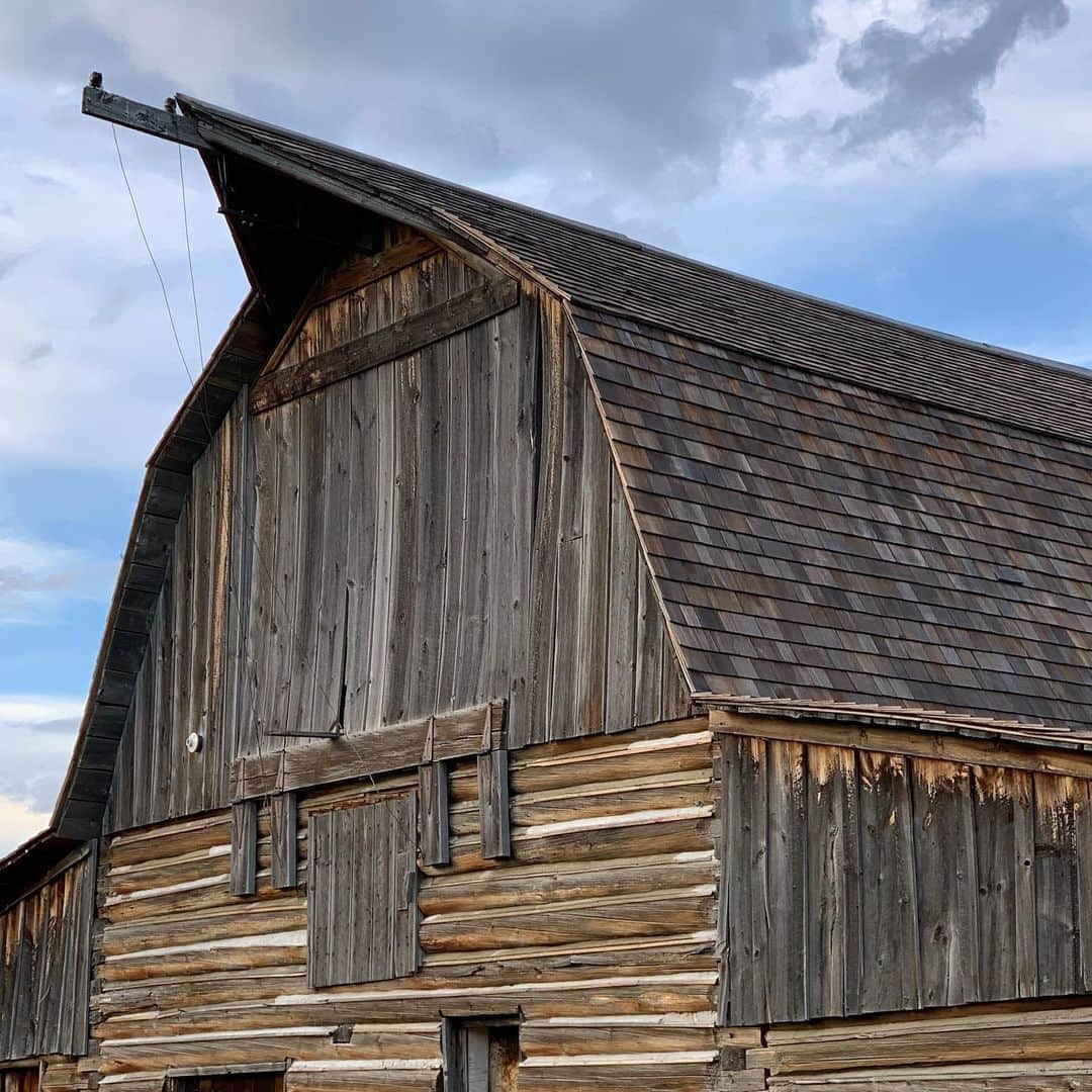 ノーマン・フォスターさんのインスタグラム写真 - (ノーマン・フォスターInstagram)「Significant barns from the end of nineteenth century.」6月16日 2時04分 - officialnormanfoster