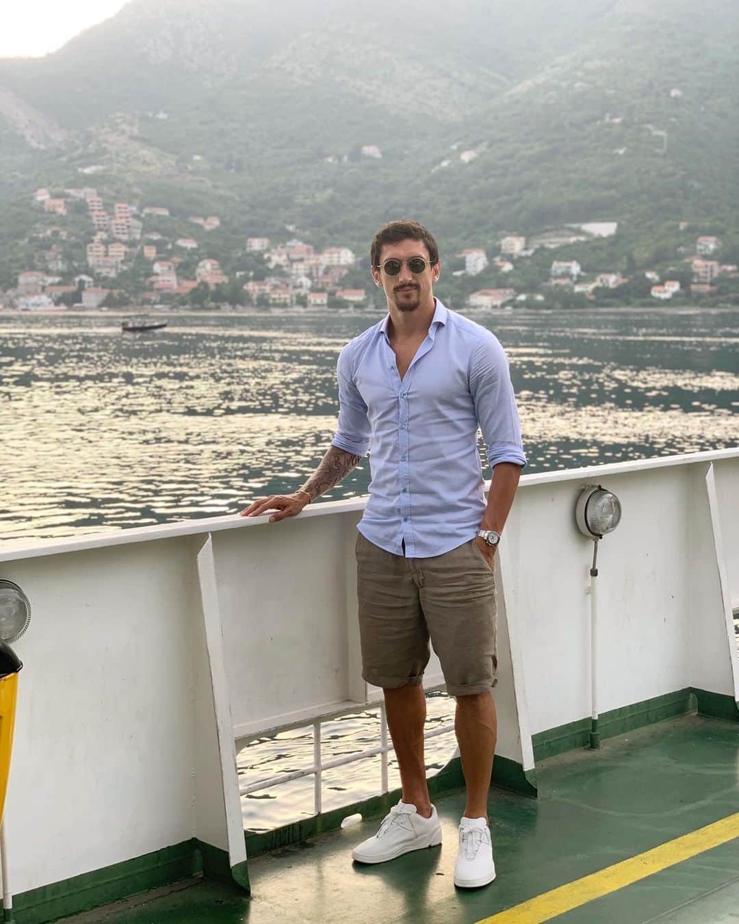 ステファン・サヴィッチのインスタグラム：「#montenegro ❤️」