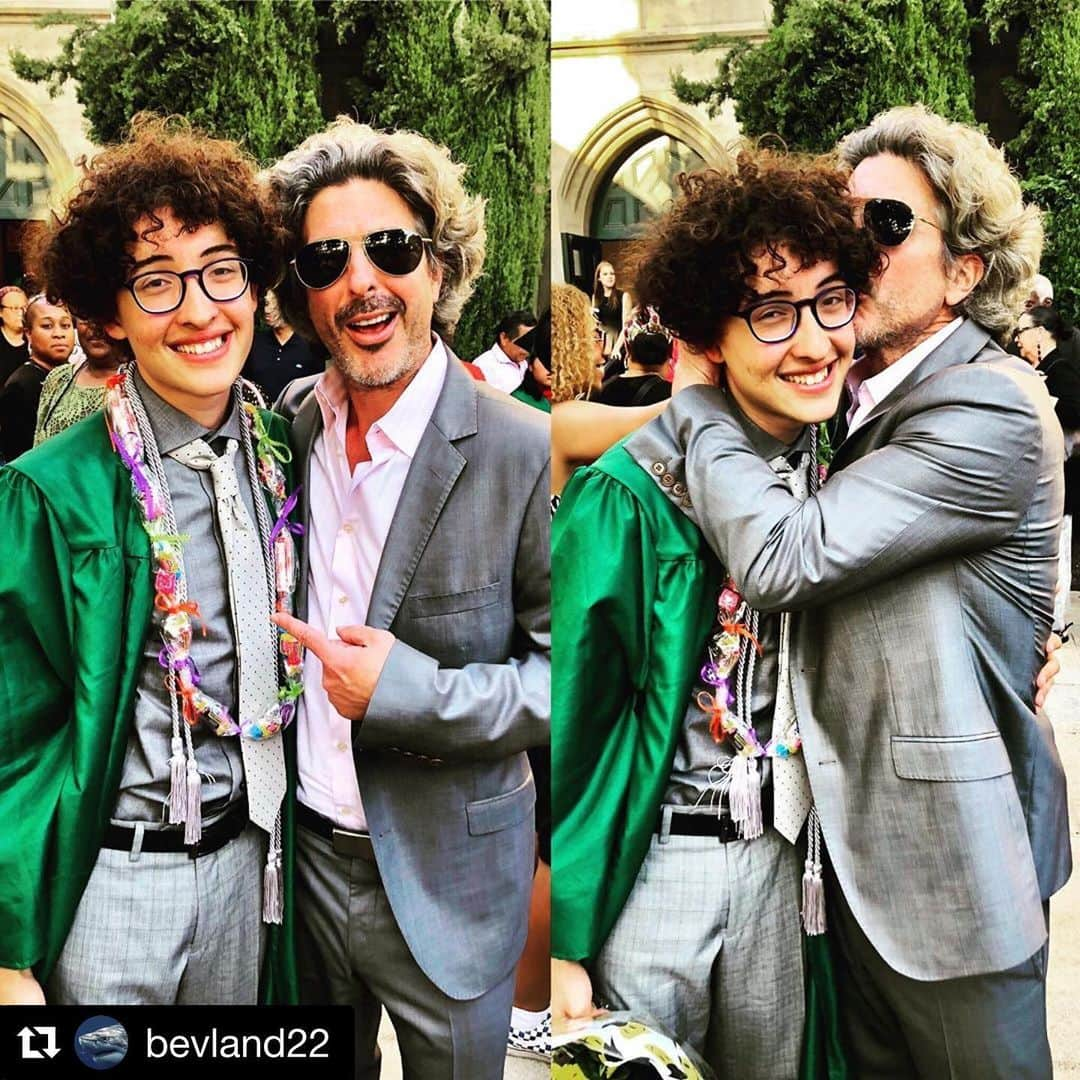 ダニア・ラミレスさんのインスタグラム写真 - (ダニア・ラミレスInstagram)「Gaia: Is Kai a dad now? Me: no. Her: then why is he wearing a tie? I miss him.  Lol! @bevland22 @kaimilesland Well done to you both! Not a day goes by where I don’t feel grateful to have met you both.  Yesterday marked yet another milestone in both of your lives and it was worth every second of witnessing this moment! Keep on keeping on, he will always be your baby, my lil munchkin and Bev, you will forever be the voice in his head. #trustyourtruths I have faith that he will succeed at anything he puts his mind to.  #gogetthemkid From a baby to kid to a young man, well on your way to becoming a man! #proudpapa #stepmomlove #youretheonethatdiditallkid #larchmontcharterhighschool #happyearlyfathersdaytome so proud of you @kaimilesland!! #ontothenext 👨‍🎓 and a special thank you to @daniajramirez @alexstilts and @kimgruenenfelder ❤️❤️❤️ you guys made this old mans day #youknowwhy 🙏🙏」6月16日 3時07分 - daniajramirez