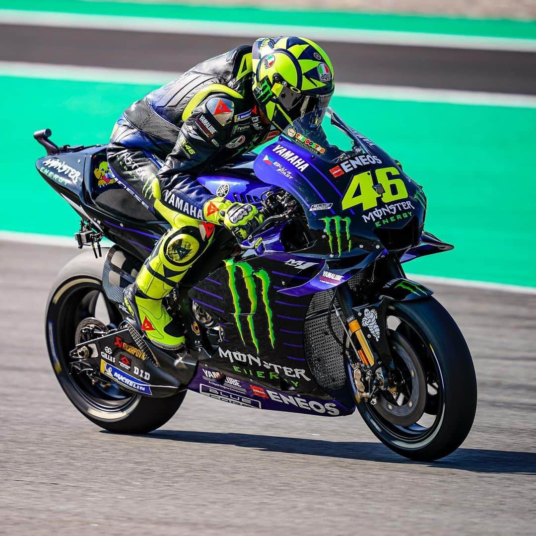 YamahaMotoGPさんのインスタグラム写真 - (YamahaMotoGPInstagram)「@valeyellow46 is in high spirits after qualifying on the second row: "This is very good news for us, because it looks like Yamaha is fast and competitive here. Today I continued where I left off yesterday, with a good pace. I feel good with the bike." . . #MonsterYamaha | #MotoGP | #CatalanGP | #MonsterEnergy | #VR46」6月16日 3時25分 - yamahamotogp