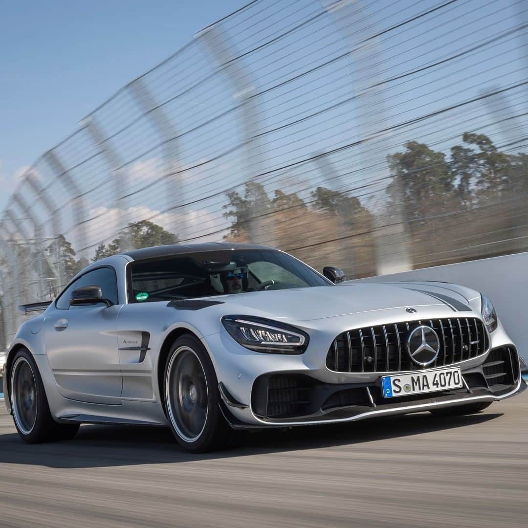 Mercedes AMGさんのインスタグラム写真 - (Mercedes AMGInstagram)「[Fuel consumption combined: 12.4 l/100km | CO2 emissions combined: 284 g/km]  With the Mercedes-AMG GT R PRO, you can take racetrack thrills with you wherever you go.  #MercedesAMG #AMG #GTRPRO #GTFamily #DrivingPerformance #Power #Passion #Mercedes #AMG🔥 #Luxury #CarsofInstagram #InstaCar #Lifestyle」6月16日 3時45分 - mercedesamg
