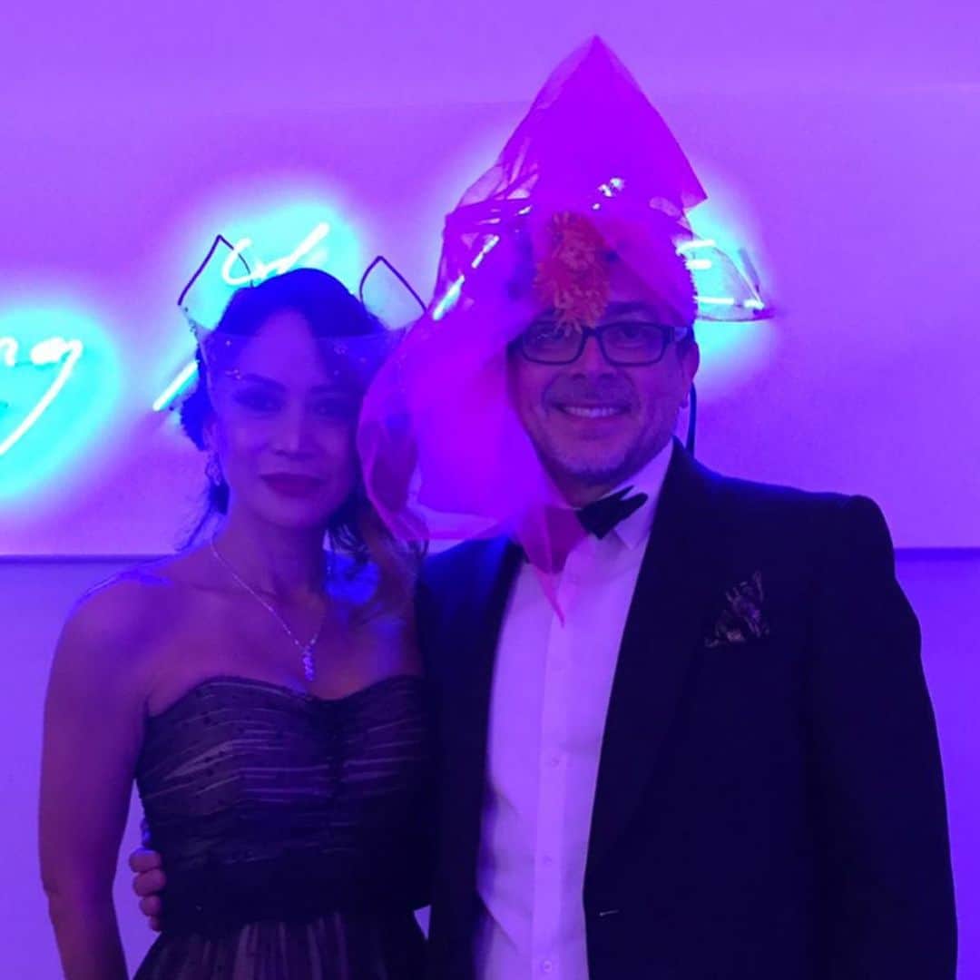 ピアーズアトキンソンさんのインスタグラム写真 - (ピアーズアトキンソンInstagram)「#Repost @esinsider ..at the Animal Ball at Clarence House on Thursday night, held to raise millions for conservation projects around the world. Hop onto stories to see our Insider Vicky Lee @sorabelleofficial’s [wearing a #piersatkinson lioness mask] view of the party, which saw guests including @alexachung, @douglasbooth and @viviennewestwood model a range of elaborate masks 🦒 🦓 🐅 #Repost @theanimalball In the presence of TRHs The Prince of Wales and the Duchess of Cornwall, the Animal Ball went off with a ROAR last night! A huge thank you to all the beautiful creatures who came out to dine, dance and celebrate the natural world at @clarencehouse & Lancaster House. We tipped £1m in the auction for @elephantfamily and have so far made FOUR front pages! The menagerie of guests, including @traceyeminstudio @douglasbooth @viviennewestwood and @alexachung were adorned in animal masks designed specifically for the ball by top fashion houses - including @sabyasachiofficial @missoni @ctilburymakeup @kenzo @prada @juliahaart of @elitemodelworld, and @charlotteolympiabrand. A huge thank you to our sponsors @federicomarchetti of @ynap and @chantecailleuk @perrierjouet @absolutelixir @sabyasachiofficial for enabling us to fight for peaceful coexistence between humans and animals across Asia 💥🐘🐅🐘🐅🐘🐅💥 @gettyimages」6月16日 4時19分 - piersatkinson
