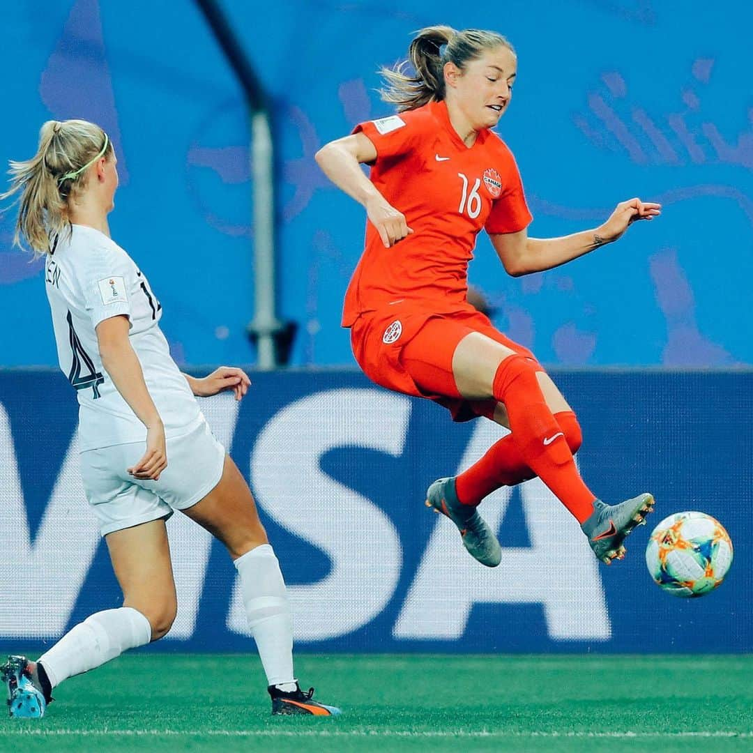 マンチェスター・シティFCさんのインスタグラム写真 - (マンチェスター・シティFCInstagram)「Janine, Janine 🎶🍁 #mancity #FIFAWWC」6月16日 4時44分 - mancity