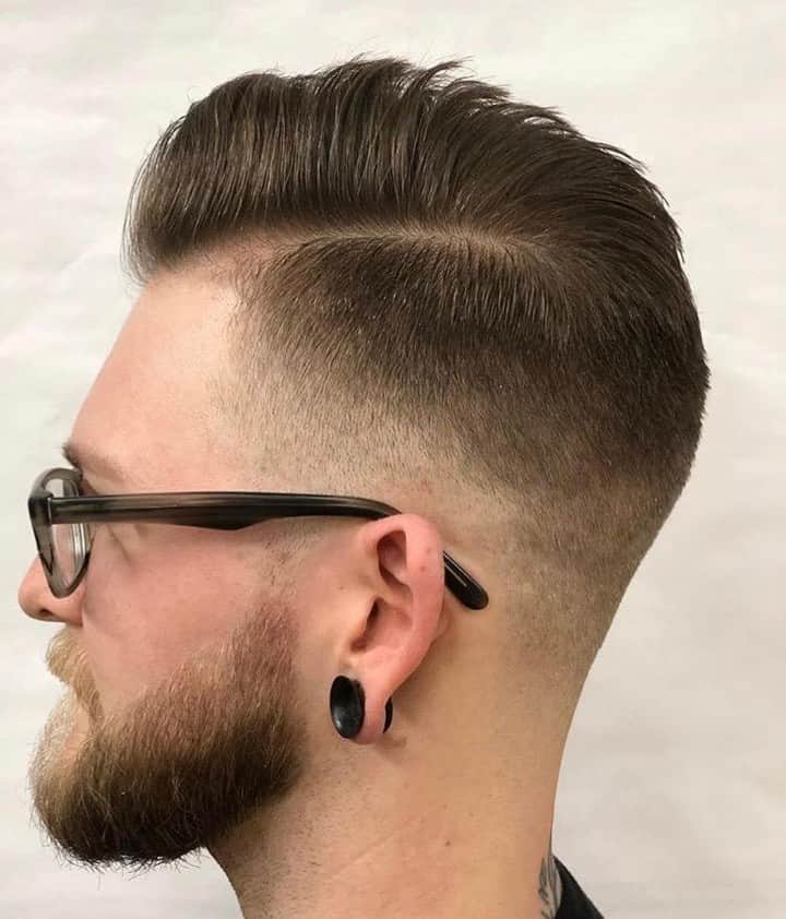 CosmoProf Beautyさんのインスタグラム写真 - (CosmoProf BeautyInstagram)「Feeling Fresh With This Fade💈🙌 ✨ Hair by @mariahcuts_ who kept her guest looking his best with the help of @actiiv products👏. ✨ Find Actiiv products at you local #cosmoprofbeauty where you are #licensedtocreate . . #repost #actiiv #actiivhairscience #mensgrooming #malegrooming #menshairstyles #guyshair #barbers #barbering #barberlove #barberlife #balding #fadehaircut #fade」6月16日 5時00分 - cosmoprofbeauty