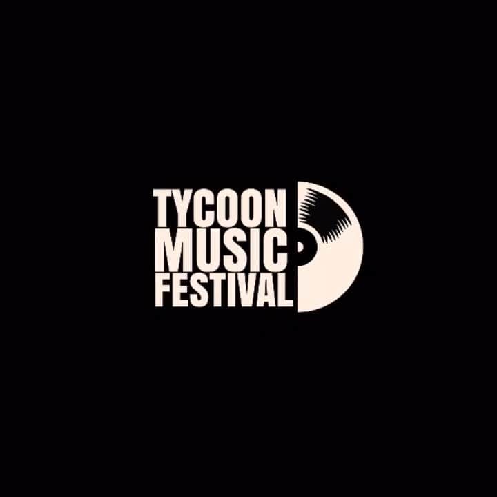 ファボラスのインスタグラム：「#TycoonMusicFestival was 🔥‼️ Thank You Atlanta for the hospitality. And salute my brother @antthaladiesman for bringing me in to be a part of it!!」