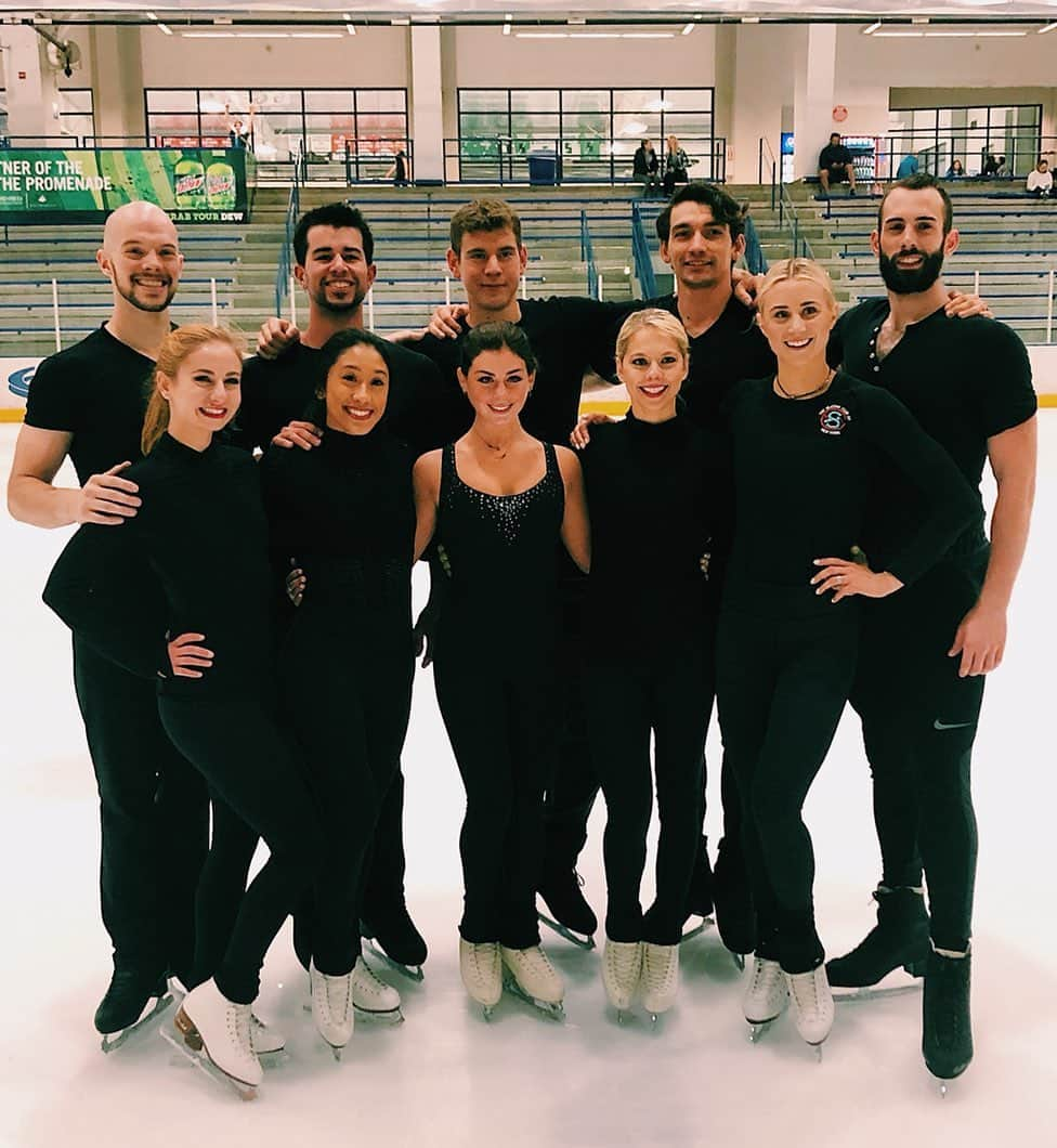 ジェシカ・カラランのインスタグラム：「another pair camp down! thankful for this group who made the week so fun 💕💪🏽 love you guys」