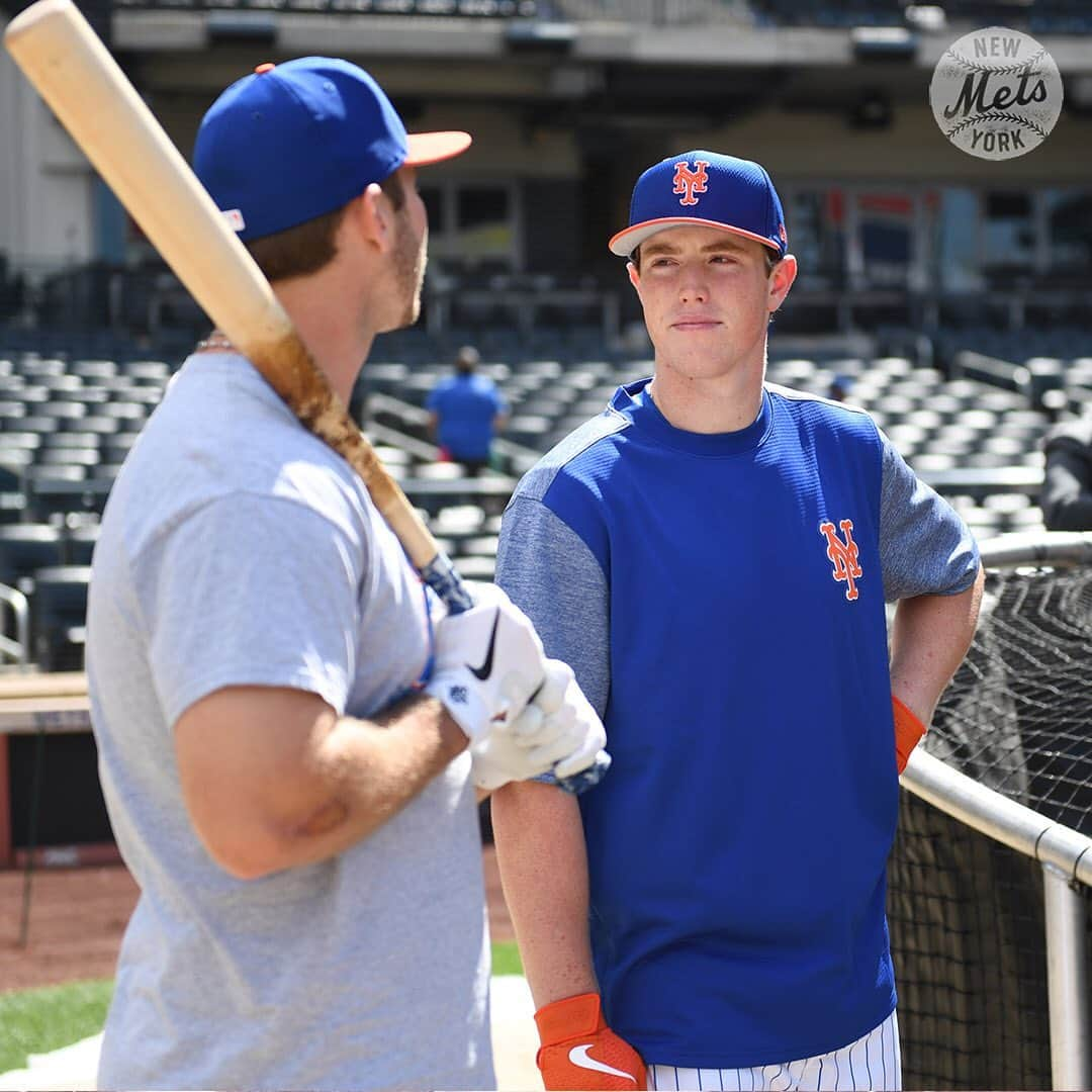 ニューヨーク・メッツさんのインスタグラム写真 - (ニューヨーク・メッツInstagram)「Taking it all in for the first time. 🔶🔷 #Mets #LGM」6月16日 6時56分 - mets