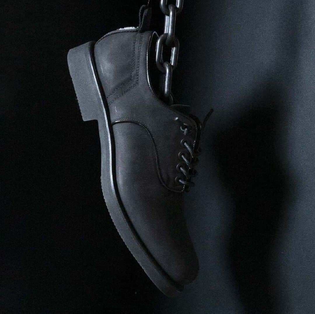 ブルーノボルデーゼさんのインスタグラム写真 - (ブルーノボルデーゼInstagram)「DELI _ LACED SHOES fw19. In store.  NOW. . . www.brunobordese.com . . . . . . . . #deli #brunobordese #newcollection #man #fw #classic #city #laced #derby #black #leather #design #fashion #shoes #dandy #style #mood #instagood #instashoes #shoesoftheday #shoesaddict #madeinitaly #chian #fluctuating #moo」6月16日 7時00分 - brunobordese_official