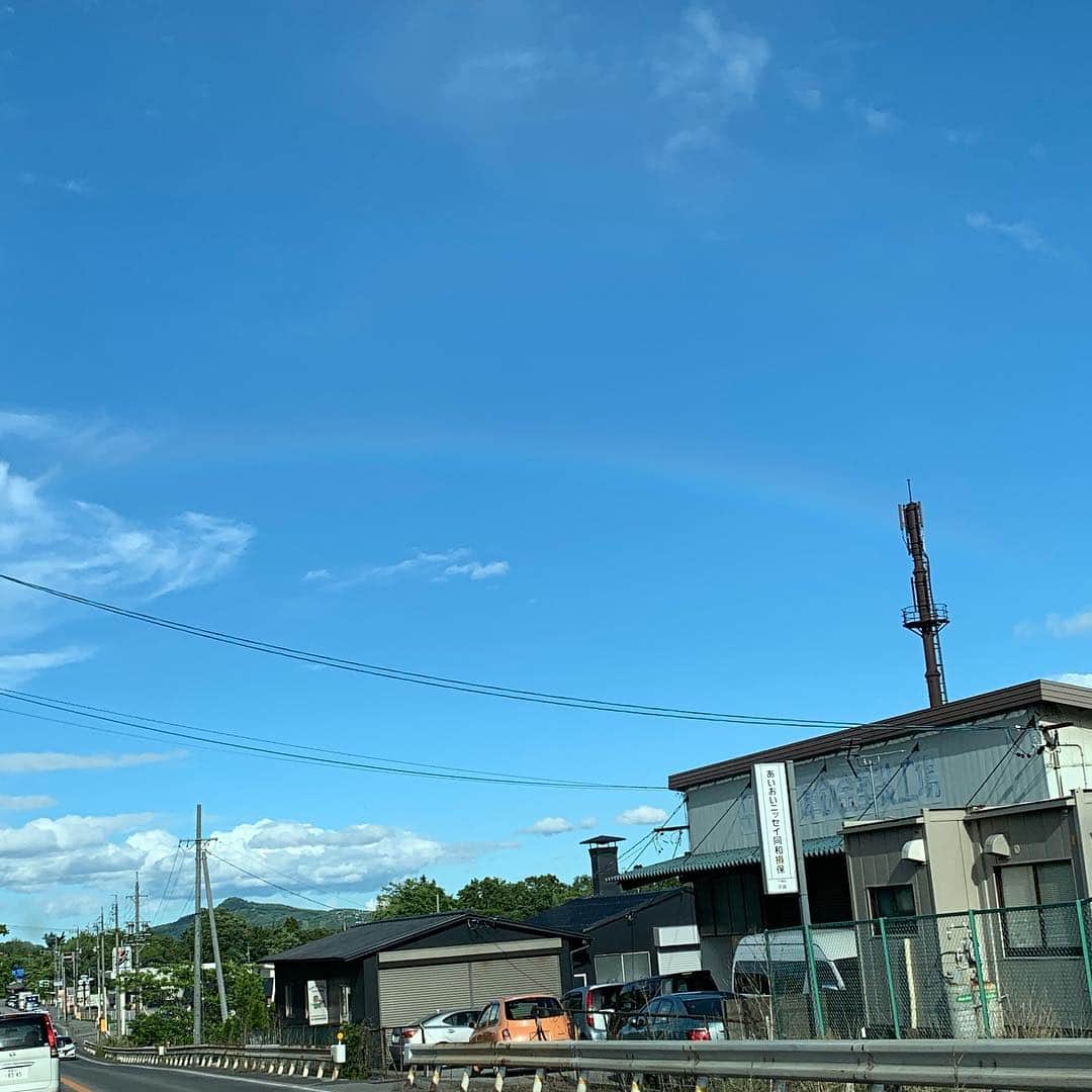 野間美由紀のインスタグラム：「ほんのり虹🌈」