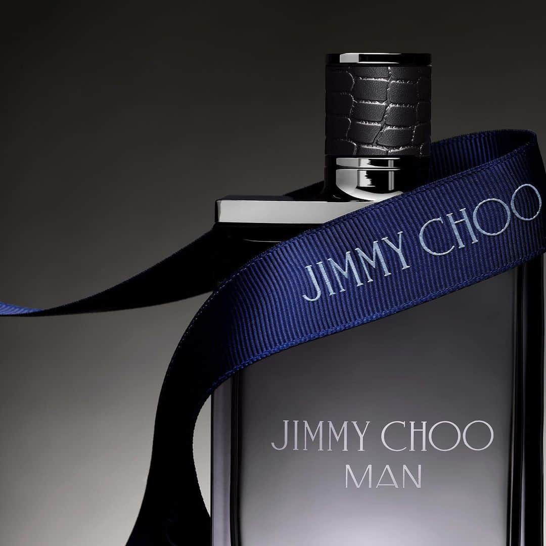 Jimmy Chooさんのインスタグラム写真 - (Jimmy ChooInstagram)「Our MAN fragrance is the perfect gift to celebrate this Father's Day #JimmyChoo」6月16日 17時00分 - jimmychoo
