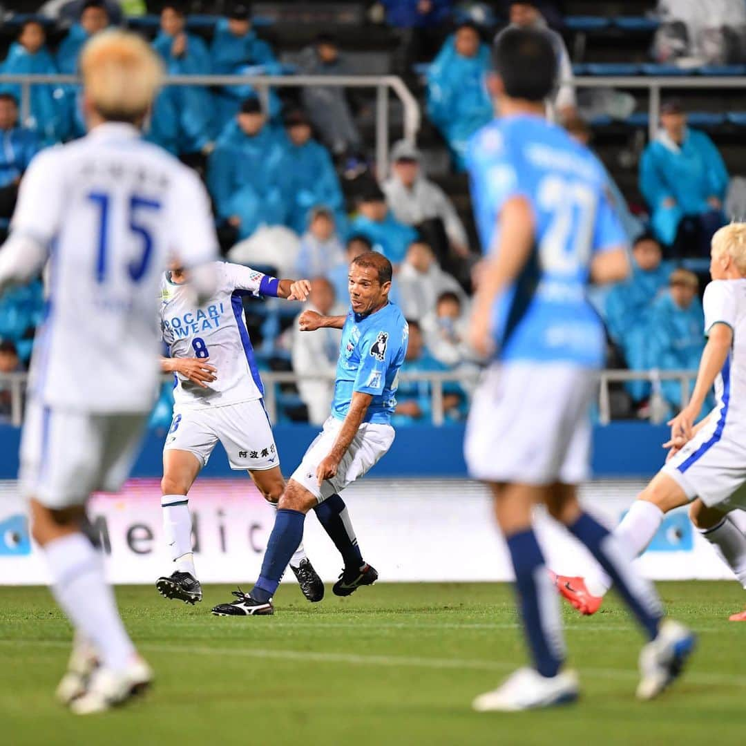 横浜FCさんのインスタグラム写真 - (横浜FCInstagram)「- 〜MATCH PHOTO〜 6/15 vs TOKUSHIMA VORTIS #内田智也 - #南雄太 #中山克広 @kitkattsun  #北爪健吾 @kengokitazume  #草野侑己 @yuki_kusano  #LEANDRODOMINGUES #レアンドロドミンゲス」6月16日 17時21分 - yokohamafc_official