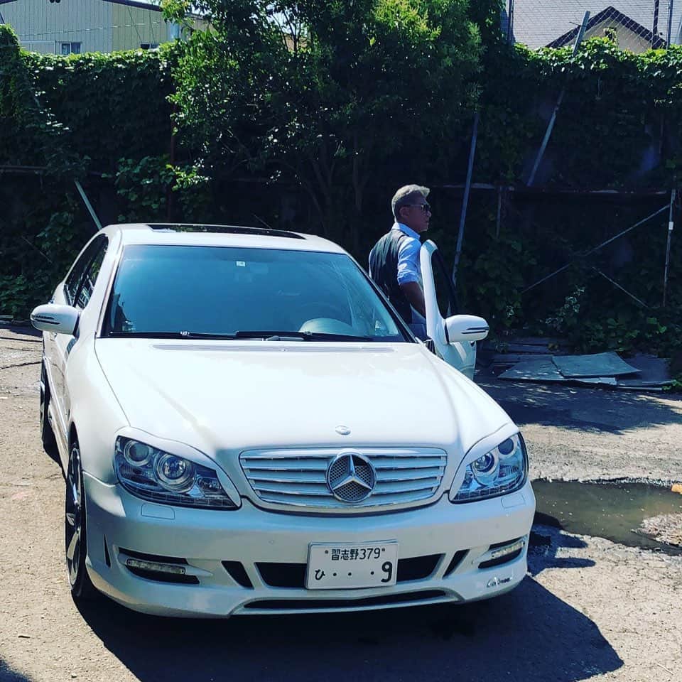 小沢仁志さんのインスタグラム写真 - (小沢仁志Instagram)「この車は 撮影で使っている川谷車で 俺のじゃないよ❗️笑」6月16日 17時23分 - ozawa_hitoshi