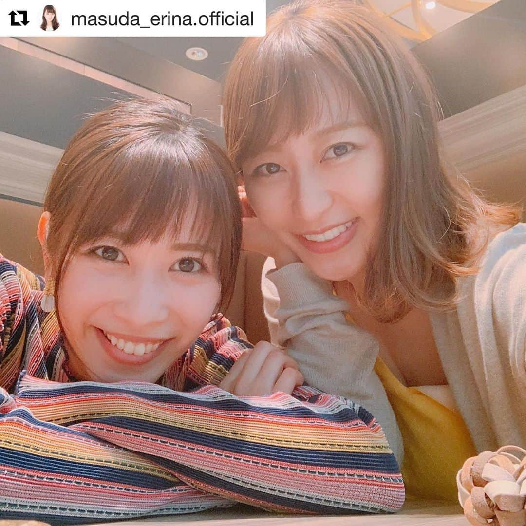 佐藤千晶さんのインスタグラム写真 - (佐藤千晶Instagram)「仕事で東京にきていた えりなとランチへ😊  えりちゃんは… 気仙沼の実家に遊びにきてくれたこともあるし（震災の2ヶ月前のことだった）東京でフリーランスになるタイミングで、ちゃんと家探しできてなくて困っていたら「親友とルームシェアするの夢だったし、うちに住めば😇？」と女神のような提案してくれて、ちゃっかり居候したことも笑。  会える時間は限られているけど、 少しの時間でも元気をチャージできる。  何でも話せる心の友であり 家族のような存在であり 相談すると私にいろいろなアドバイスをくれる賢者（女神）でもある！笑  いつもありがとう✨  #枡田絵理奈 #佐藤千晶 #アナウンサー  #この間は雨の雫がえりなのスマホにあたってテレビ電話がかかってくるというミラクルもあった👀 #雨のいたずら #こんなサプライズなかなかない笑  #Repost @masuda_erina.official with @get_repost ・・・ 前回の東京滞在のときに😊 フリーアナウンサーの佐藤千晶ちゃん✨大学の同級生で、一時期我が家でもルームシェアしていた、家族のような存在😊 仕事の合間に小1時間だけ会えました✨今度はまたゆっくり会おうね😊  #佐藤千晶 #アナウンサー #フリーアナウンサー #成城大学」6月16日 18時06分 - satochiaki125