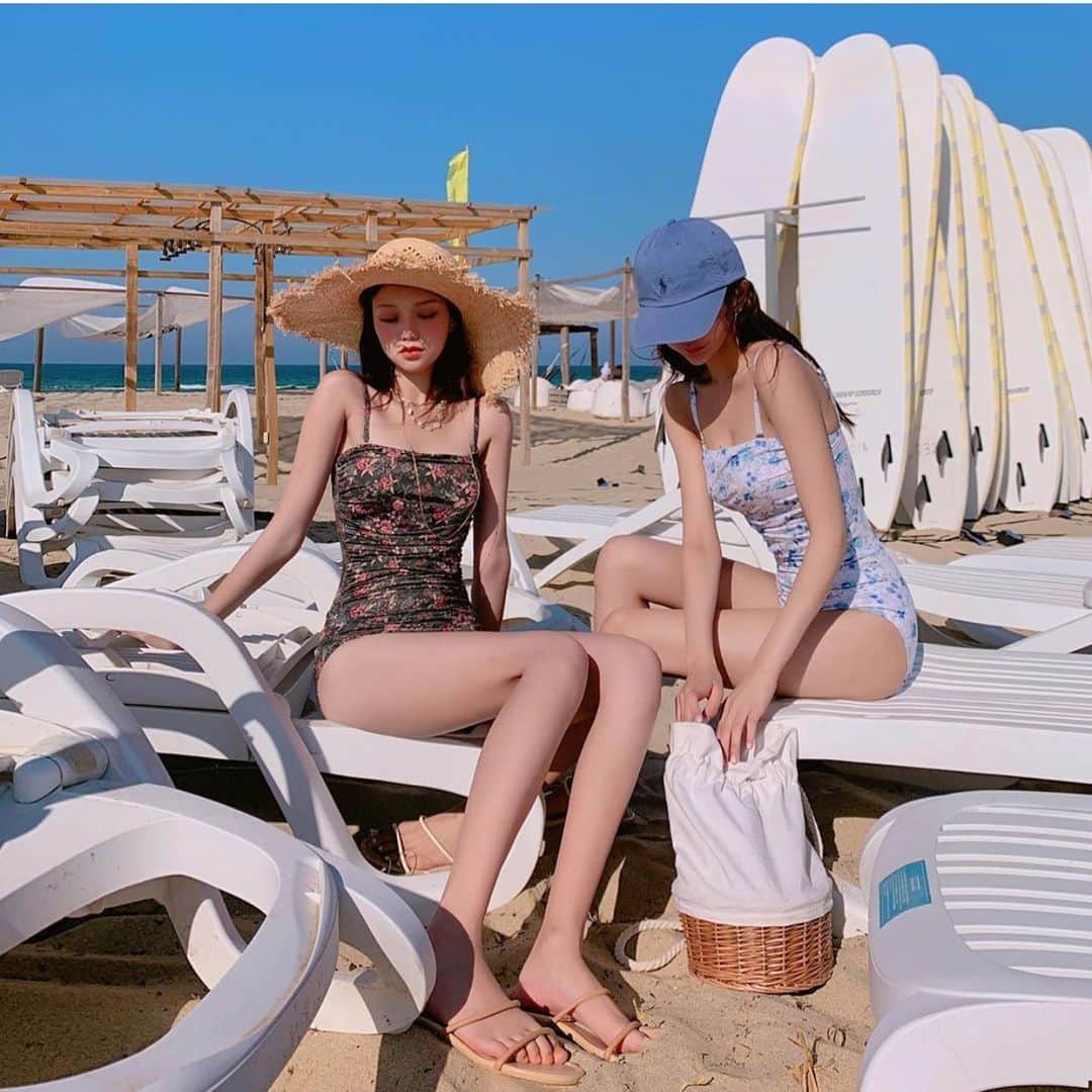 Chuuのインスタグラム：「오늘도 날씨 너무 좋네요!✨#chuuseoul🌴🌴」
