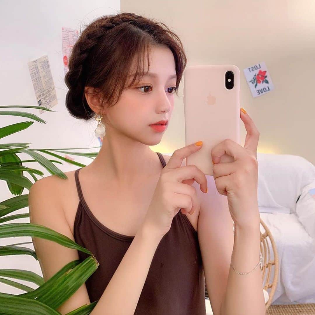 Chuuのインスタグラム：「#chuuseoul🌷」