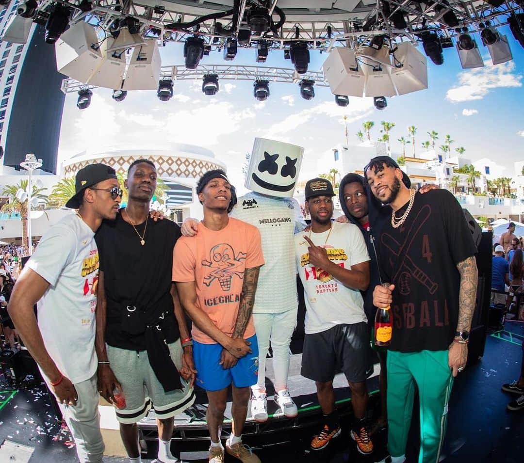 Palms Casino Resortのインスタグラム：「Celebrating the newly reigned 2019 NBA Champions, @Raptors, at @kaosvegas.」