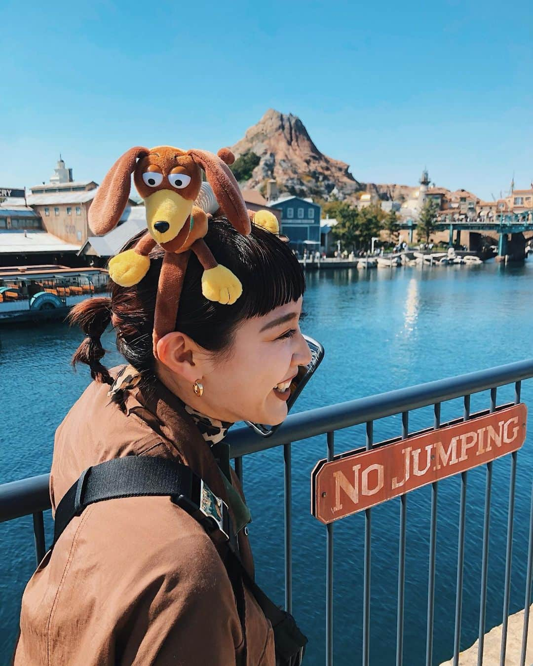 小竹麻理さんのインスタグラム写真 - (小竹麻理Instagram)「そろそろ。。🥰🐳🥺🏰💙💙💭 #tokyodisneyresort#disneysea#instadisney#toystory」6月16日 11時00分 - marikotake