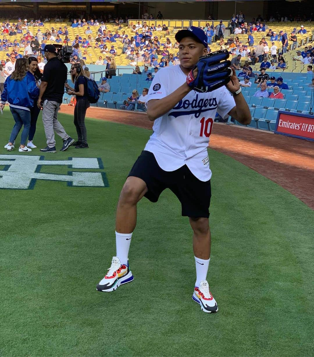 キリアン・エムバペさんのインスタグラム写真 - (キリアン・エムバペInstagram)「Dodgers Stadium ⚾️」6月16日 11時09分 - k.mbappe