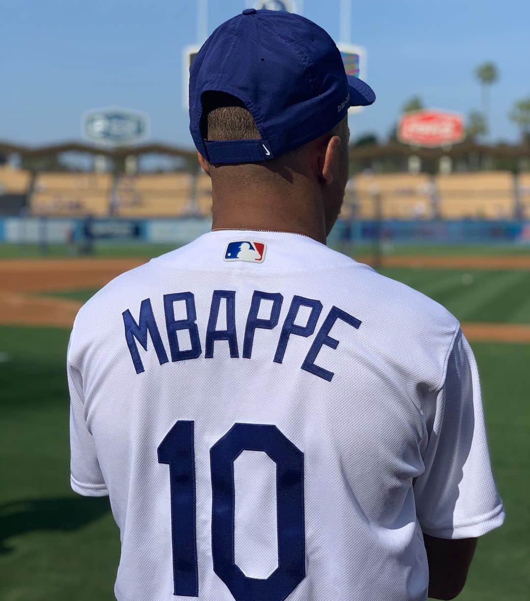 キリアン・エムバペさんのインスタグラム写真 - (キリアン・エムバペInstagram)「Dodgers Stadium ⚾️」6月16日 11時09分 - k.mbappe