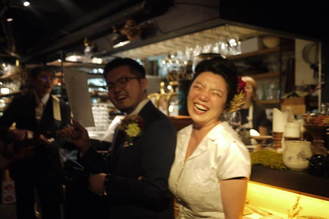 Risako Yamamotoさんのインスタグラム写真 - (Risako YamamotoInstagram)「Rikako♥️Risako ・ ・ 1歳からの大親友で、名前が一文字違いの里佳ちゃんの結婚式👰🏻♡🤵🏻 ・ 昔ほどは頻繁に会えなくなったけど、久しぶりに会っても変わらない私たち♡ ・ りかちゃんの幸せな笑顔たくさん見れてhappyでした♥️♥️♥️ 本当におめでとうっ♡🎉💗✨ ・ ・ #bestfriend #wedding #happy #love #大阪天満宮」6月16日 12時05分 - risako_yamamoto