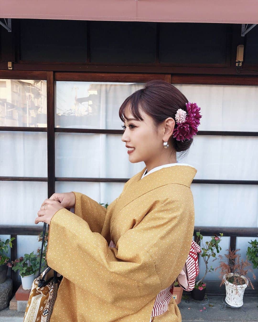 三方美穂さんのインスタグラム写真 - (三方美穂Instagram)「5月に行った京都旅行楽しかったな〜🧡 着物着たり、 色んな町をぶらぶらしたり、 美味しいご飯もいっぱい食べた☺️ いつか彼と一緒に着物デートもいいな〜 #京都旅 #思い出 #着物 #京都旅行」6月16日 12時28分 - mihomikata