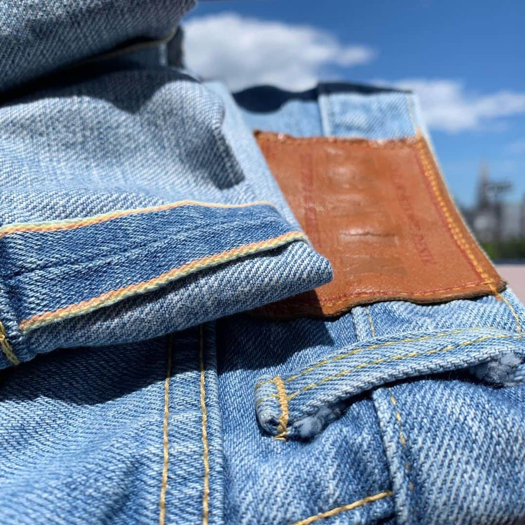 EDWINさんのインスタグラム写真 - (EDWINInstagram)「Selvedge Sunday🌞👖🌈 #sunnysunday  #rainbowselvedge  #selvedgesunday  #japandenim  #selvedge  #🌈👖 #edwin_japan  #edwin_tokyo_harajuku  #edwin_minamihorie」6月16日 12時49分 - edwin_japan