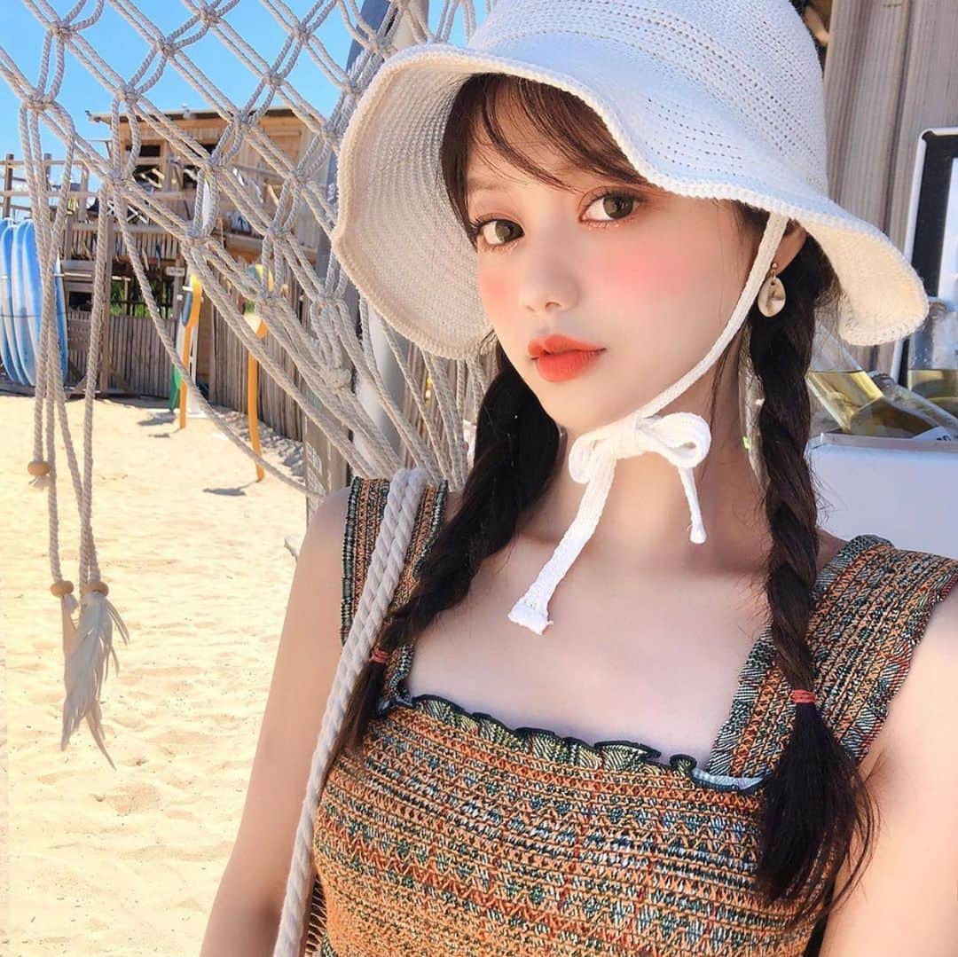 Chuuのインスタグラム：「점심 맛있게 드세요오💓💓#chuuseoul🌴🌴」