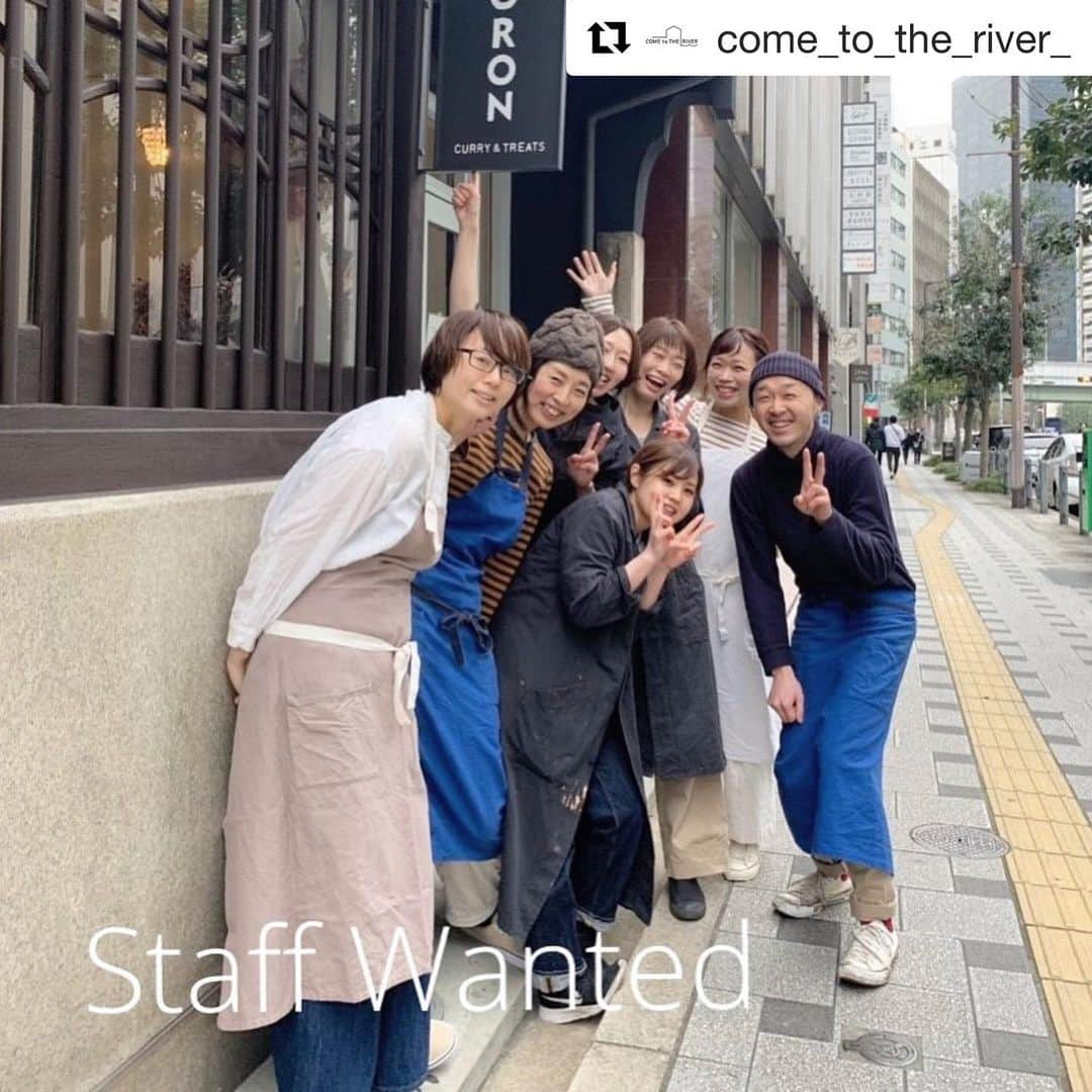 ELMERS GREENさんのインスタグラム写真 - (ELMERS GREENInstagram)「#Repost @come_to_the_river_ with @get_repost ・・・ 【オクシモロン北浜店 スタッフ募集のお知らせ】  オクシモロン北浜店では、ホール兼キッチンスタッフを募集します。  土日を含む週3〜（応相談）、長期で働ける方、元気で明るくやる気のある方、美味しいものや接客が好きな方を募集します。  ご希望の方は下記住所まで履歴書をお送りいただくか、メールで履歴書をお送りください。 〒541-0041 大阪市中央区北浜1-1-22 担当:辻 kitahama@oxymoron.jp  募集の詳細はオクシモロンのHPのrecruit をご覧ください。 ご応募お待ちしています！  #oxymoron #oxymoron北浜 #オクシモロン #オクシモロン北浜 #スタッフ募集 #スタッフ#募集」6月16日 13時24分 - elmersgreen