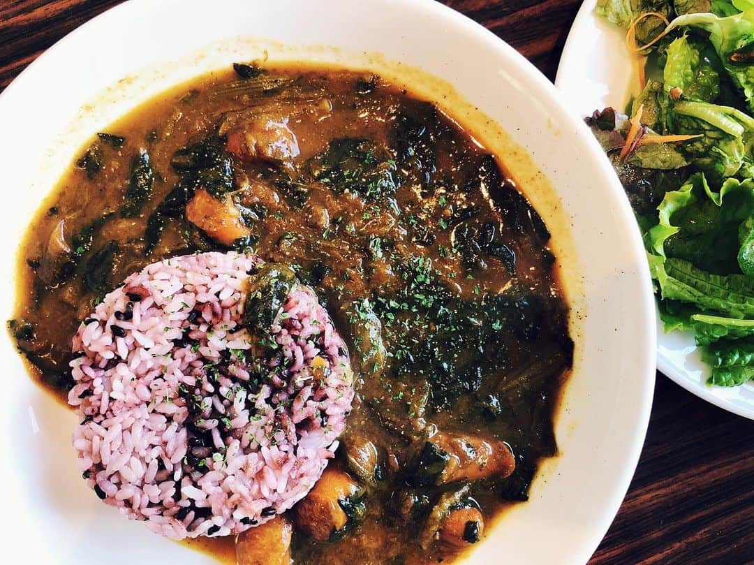 yuxuki wagaのインスタグラム：「昼カレー」
