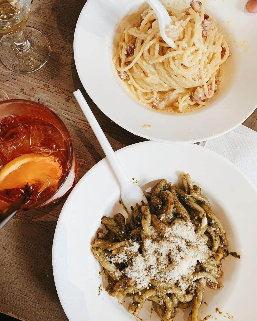 伊地知朋子さんのインスタグラム写真 - (伊地知朋子Instagram)「🍝 Firenzeで出会ったご飯達。 2枚目のほうれん草とチーズのリゾットはきっと永遠に忘れられない🤤 ____ #italy #food #Firenze #食べ過ぎ 🐷」6月16日 16時16分 - tomoko_urbanbobby