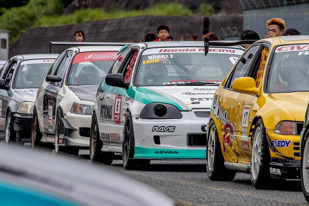 mistbahnさんのインスタグラム写真 - (mistbahnInstagram)「_ HONDA VTEC ONE MAKE RACE 2019 Rd.2 Central Circuit _ _ Shot on 6-June 2019 "HONDA VTEC ONE MAKE RACE Rd.2" at Central Circuit (Hyogo, Japan) car(No.17 Yellow EG9 CIVIC Ferio): Yellowflags Racing car(No.06 Petronus EK9): @naoki.tanaka66 car(No.21 White EK9): Quater mile racing EK shota car(No.34 Silver EK9): @topgun9090 photo: @mistbahn _ _ JP) 2019年6月8日 セントラルサーキット、ゼロファイターさん主催「HONDA VTEC ONE MAKE RACE」。 _ _ #hondavteconemakerace #zerofighterautocustom #centralcircuit #セントラルサーキット #honda #civic #hondacivic #ホンダシビック #シビック #ek9 #ek #ekcivic #eg9 #eg #egcivic #eg6 #civicferio #ferio #シビックフェリオ #フェリオ #timeattack #timeattackjapan #brushup_aw_osaka #yellowflagsracing #trackcar #osakajdm #kanjo #kanjostyle #kanjoracer #kanjozoku」6月16日 16時16分 - mistbahn