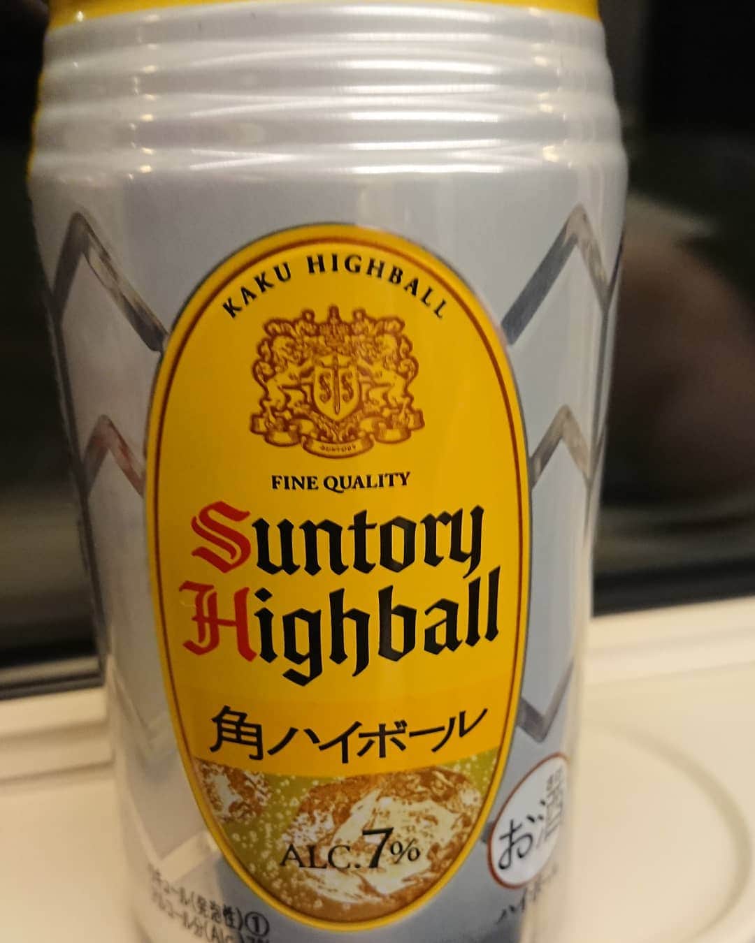 佐藤大さんのインスタグラム写真 - (佐藤大Instagram)「結果、又飲み始めてる。 #新幹線酒」6月16日 18時59分 - satodaidaidai