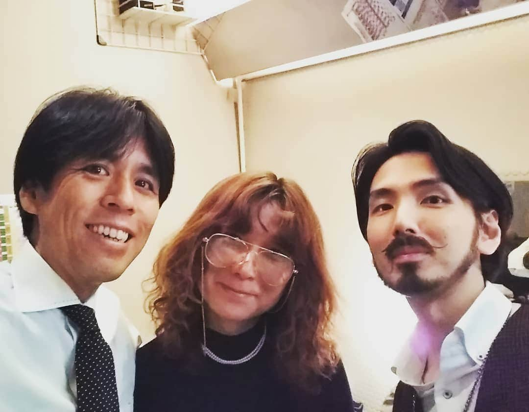 藤井ペイジさんのインスタグラム写真 - (藤井ペイジInstagram)「たぶん二度とない３ショット。私生活までさらしてる自分としては、この２人のミステリアスなところが大好き。 #やついフェス #タブレット純 #平井ファラオ光 #藤井ペイジ」6月16日 19時01分 - fujii_page