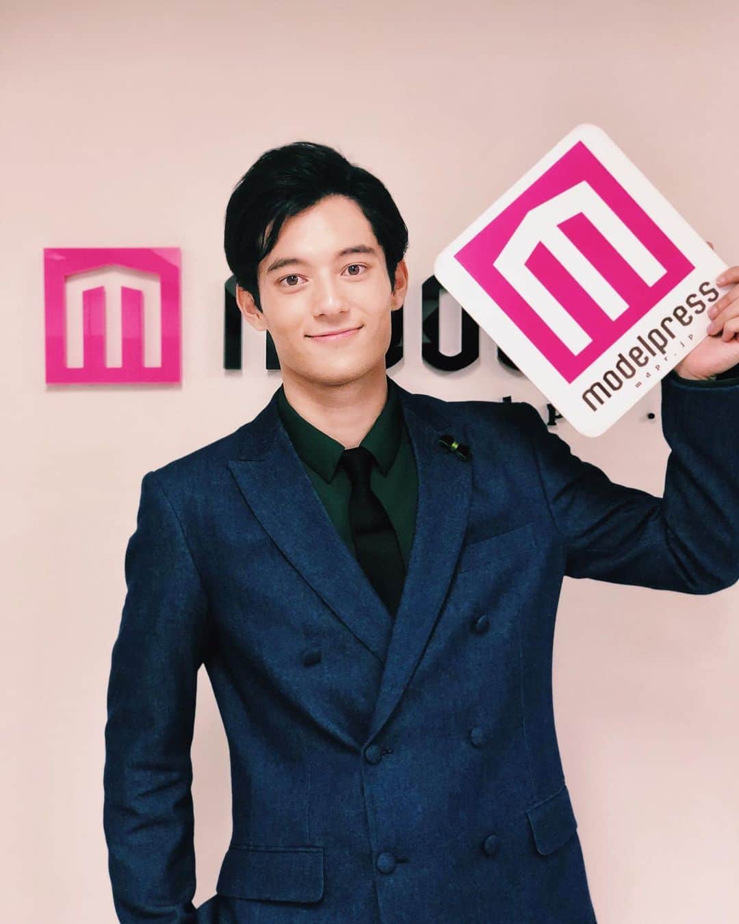 のインスタグラム：「先日 @modelpress さんより #エンリピ のインタビューを受けさせて頂きました！お楽しみに〜✌️」