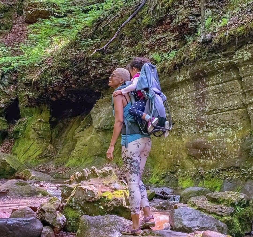 L.L.Beanさんのインスタグラム写真 - (L.L.BeanInstagram)「The only thing better than being outside is being outside together (and letting dad sleep in!) #BeanOutsider (📷: @dineodowd)」6月16日 20時04分 - llbean