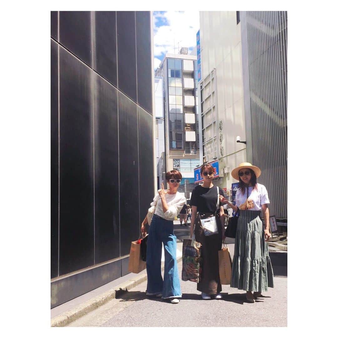 木南晴夏さんのインスタグラム写真 - (木南晴夏Instagram)「おひさしぶりに #パン部 集合🍞 少しだけの時間だったから 今度はもっとゆっくり 会いたいなー 今日は暑かったから #グラサン三姉妹」6月16日 20時29分 - kinamitopan
